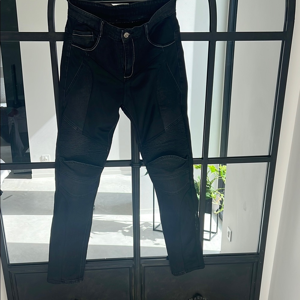 Sleek Black Slim Straight Motorcycle Jeans with pads